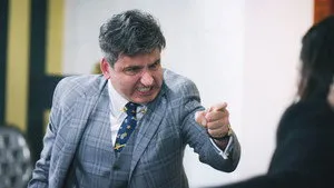 الحلقة 33