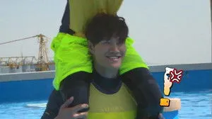 Running Man VS Law of The Jungle
