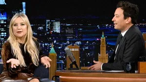 Kate Hudson, Chrissy Teigen, John Legend